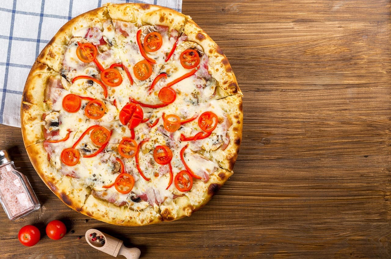Website, QR, and PDF restaurant menus showing consistent information across devices